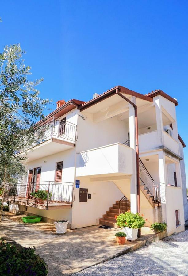 Apartment Daniela Savudrija Bagian luar foto